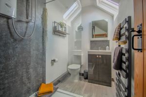 Photo 9- click for photo gallery